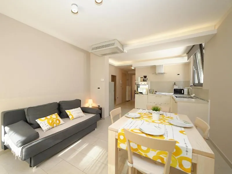 Apartment Marin Pula